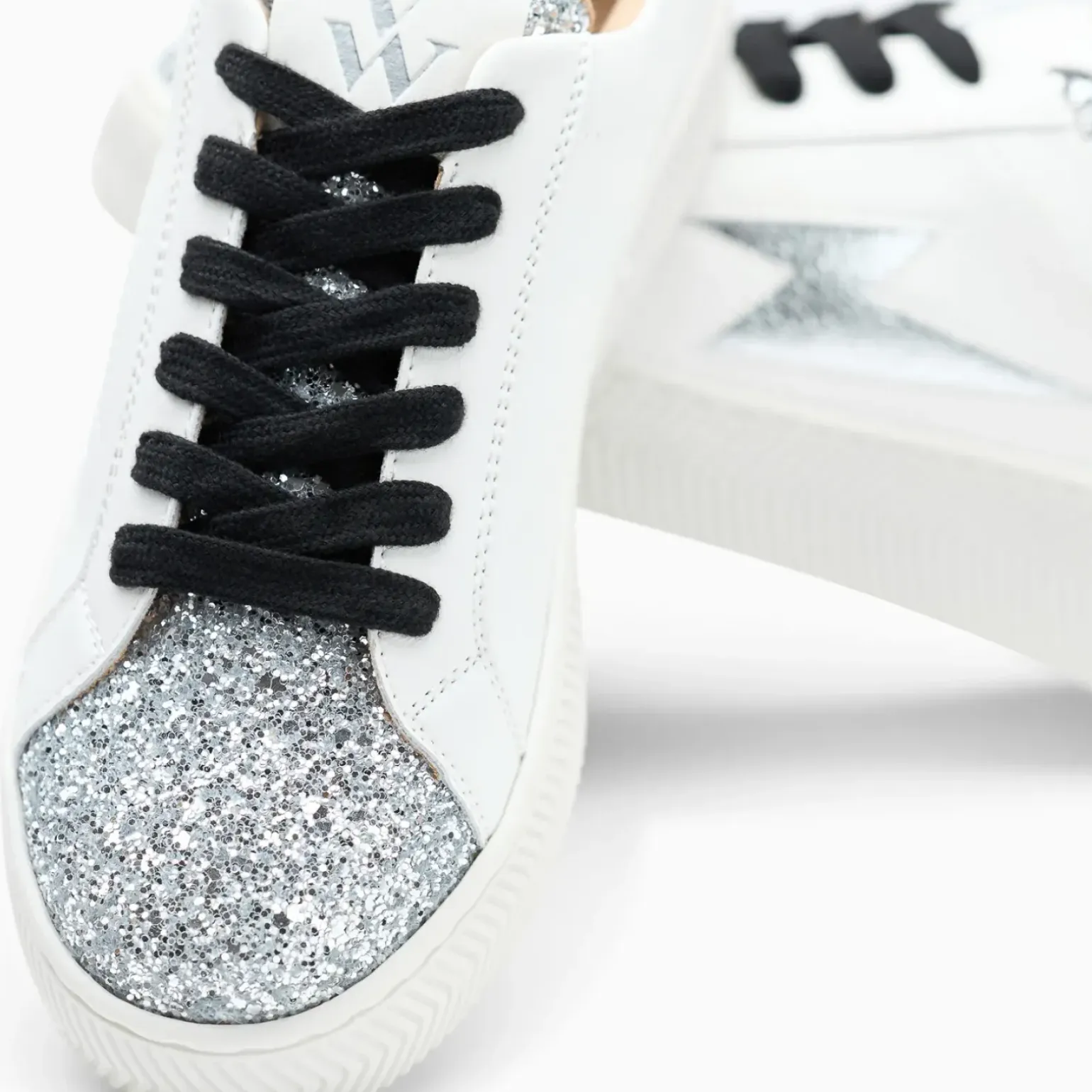 Baskets éclair Ellen blanc et argent à lacets