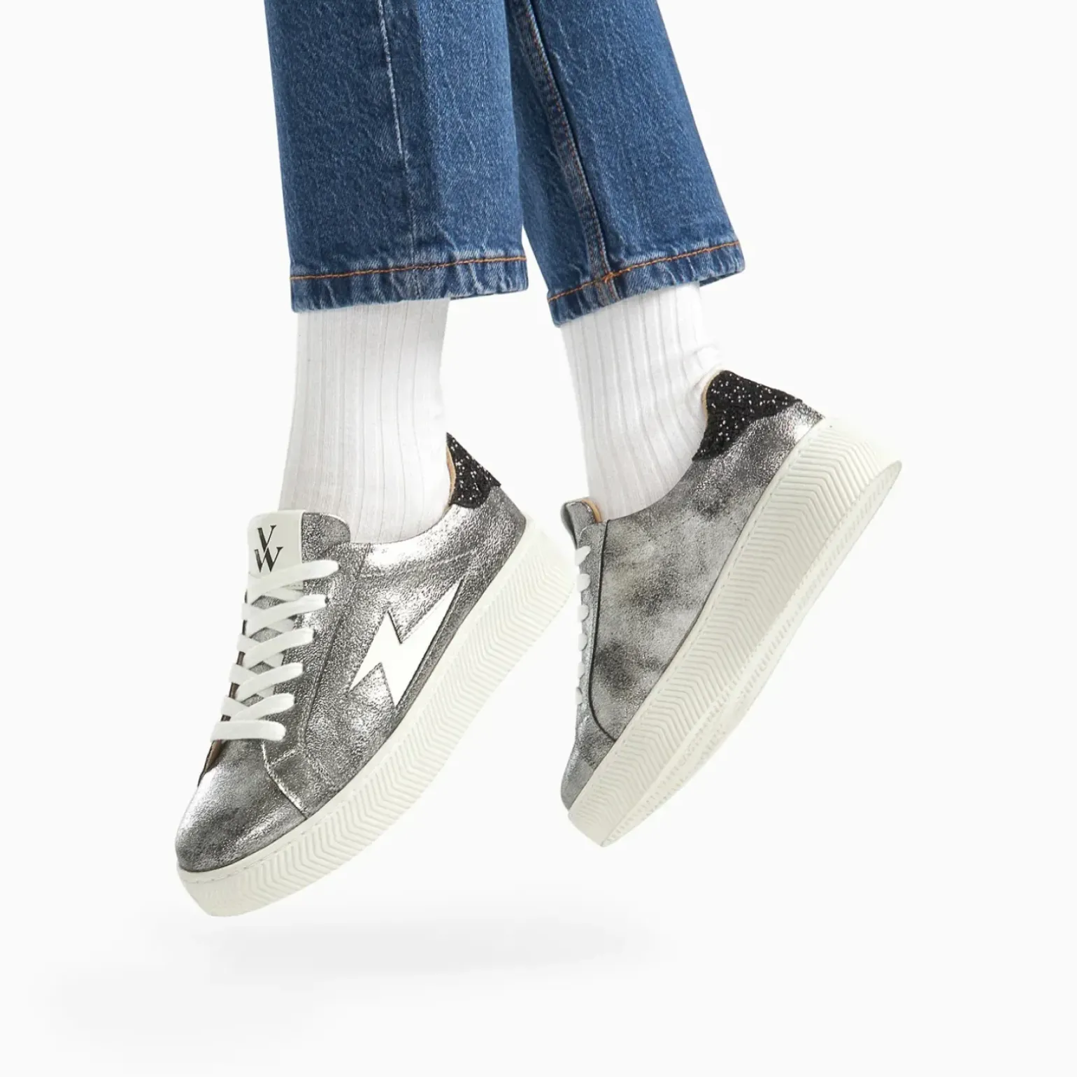 Baskets éclair Elodie anthracite à lacets