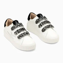 Baskets éclair Lyanna blanc et argent à scratchs léopard noirs