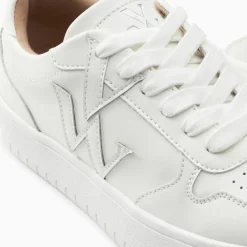 Baskets monogramme Calie blanches monochromes