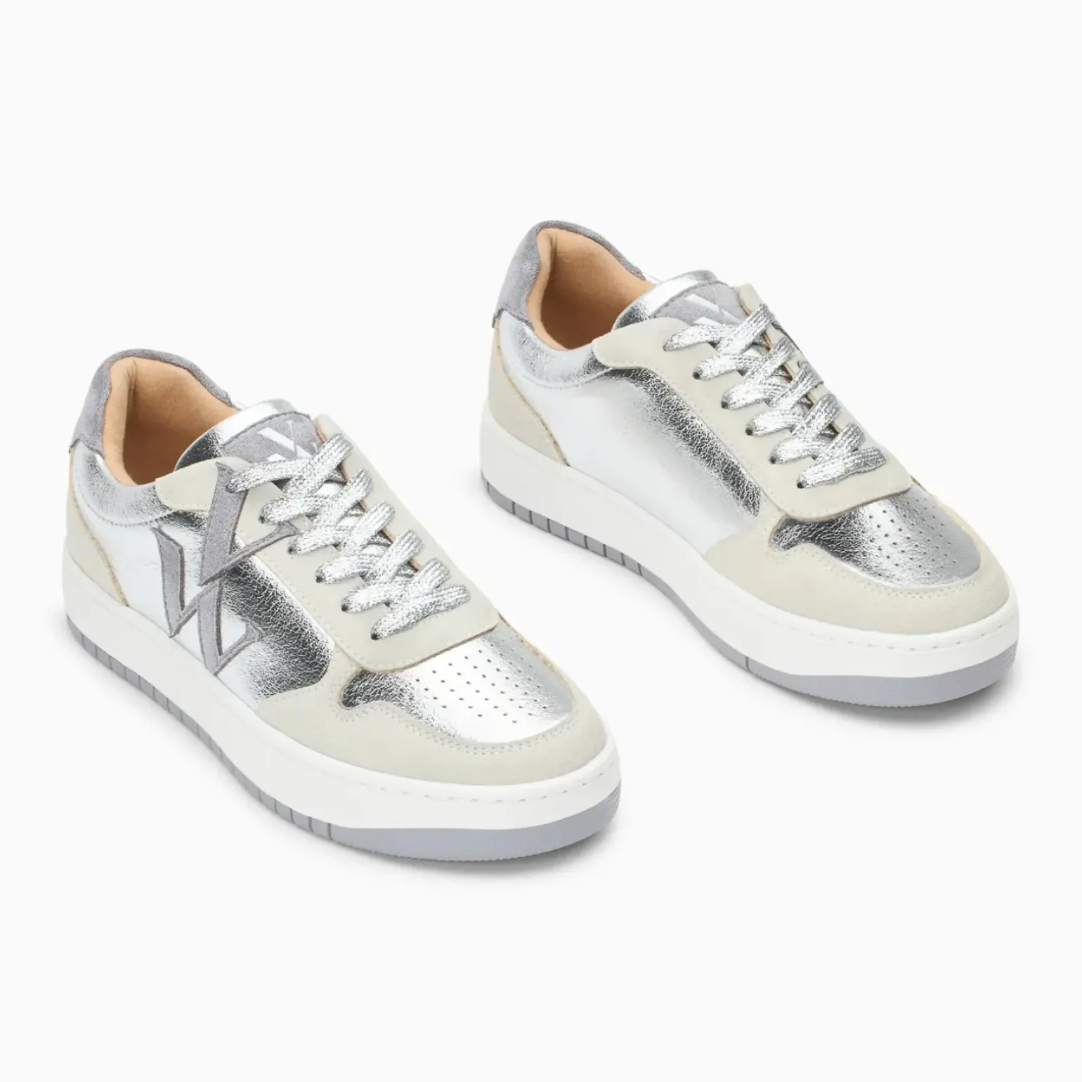 Baskets monogramme Cidem argent et gris