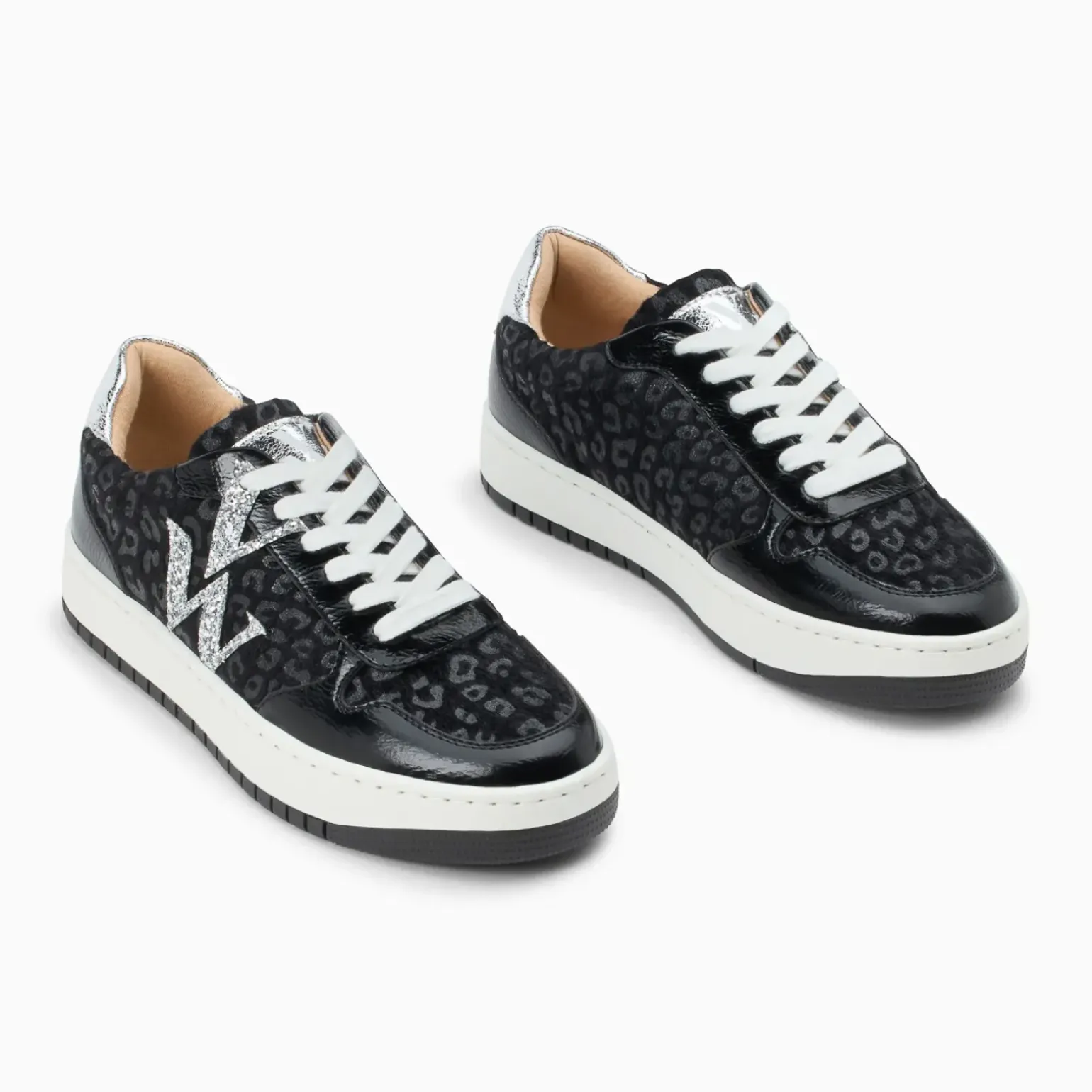 Baskets monogramme Kasia léopard noir à lacets