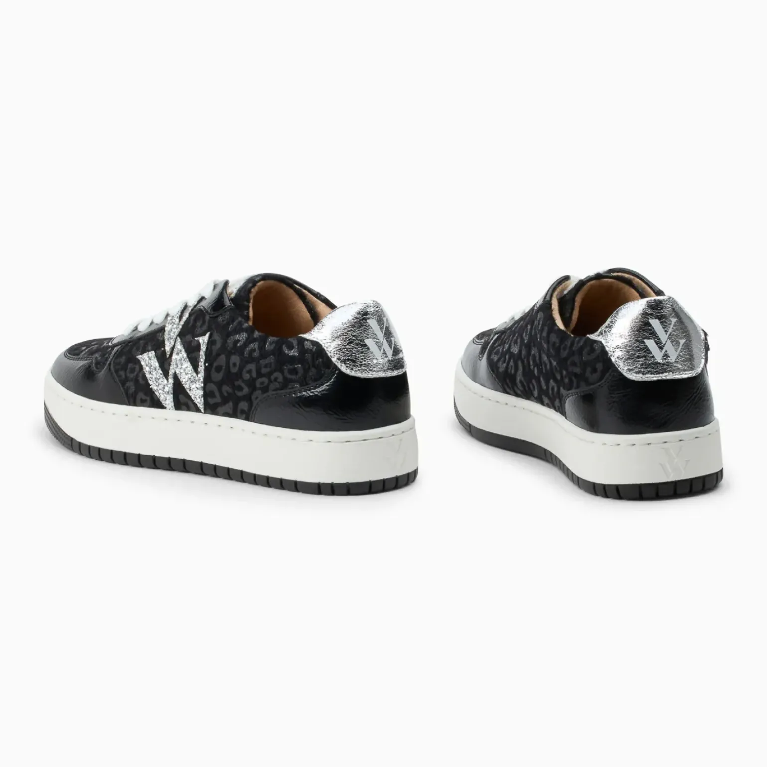 Baskets monogramme Kasia léopard noir à lacets