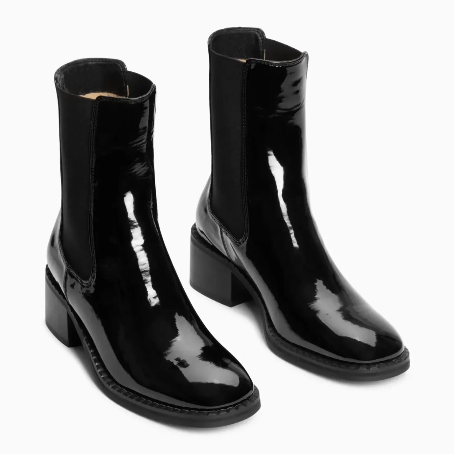 Bottines Chelsea Carole montantes noires vernies