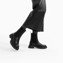 Bottines Chelsea Phoebe noires à semelle oversize
