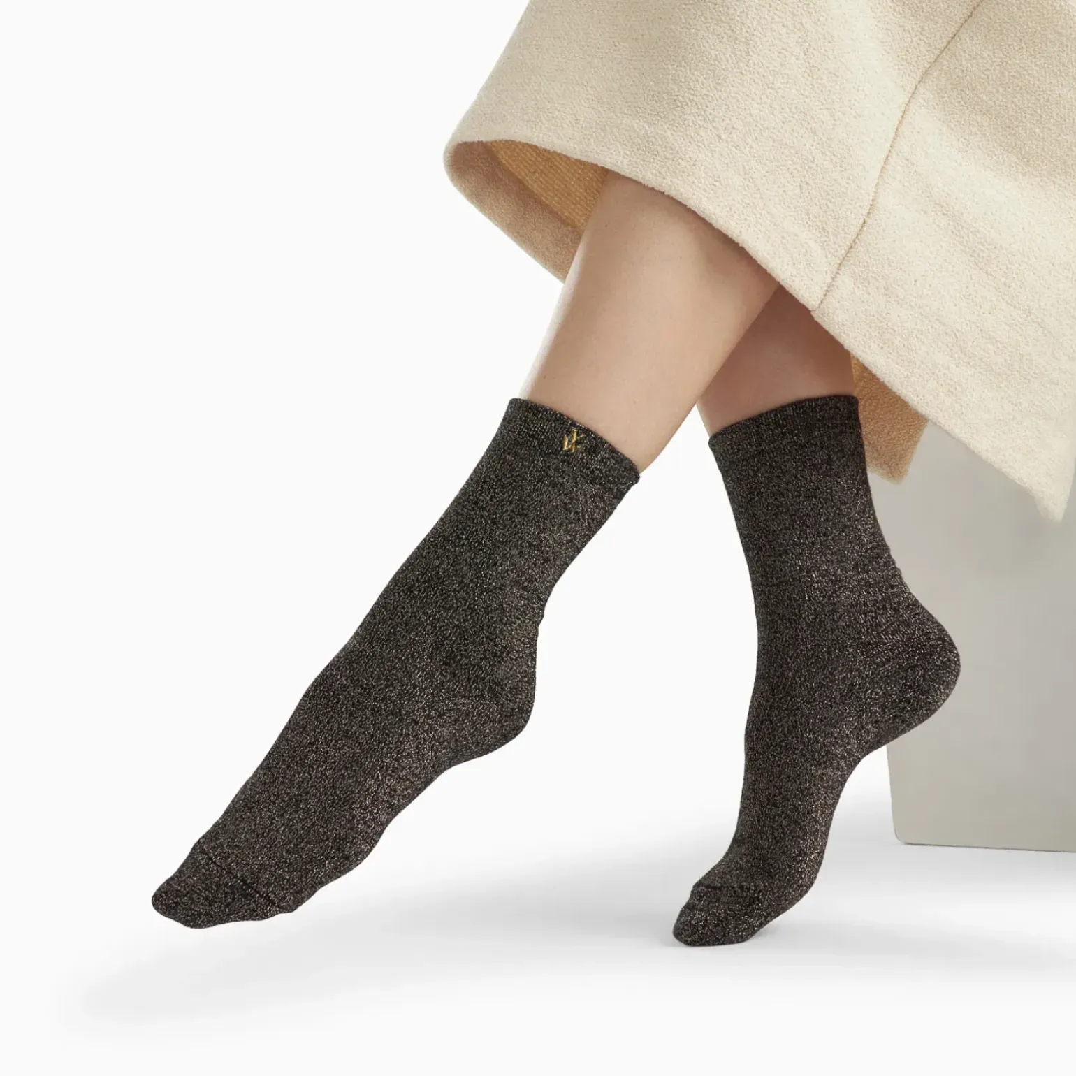 Chaussettes Ambre noir et or pailleté