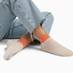 Chaussettes courtes Lia beige et orange côtelées