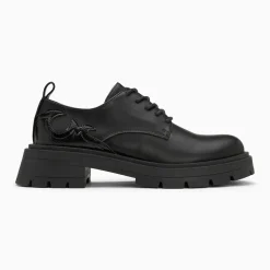 Derbies Meredith noires à semelle crantée