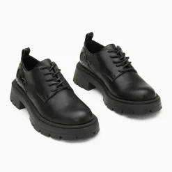 Derbies Meredith noires à semelle crantée