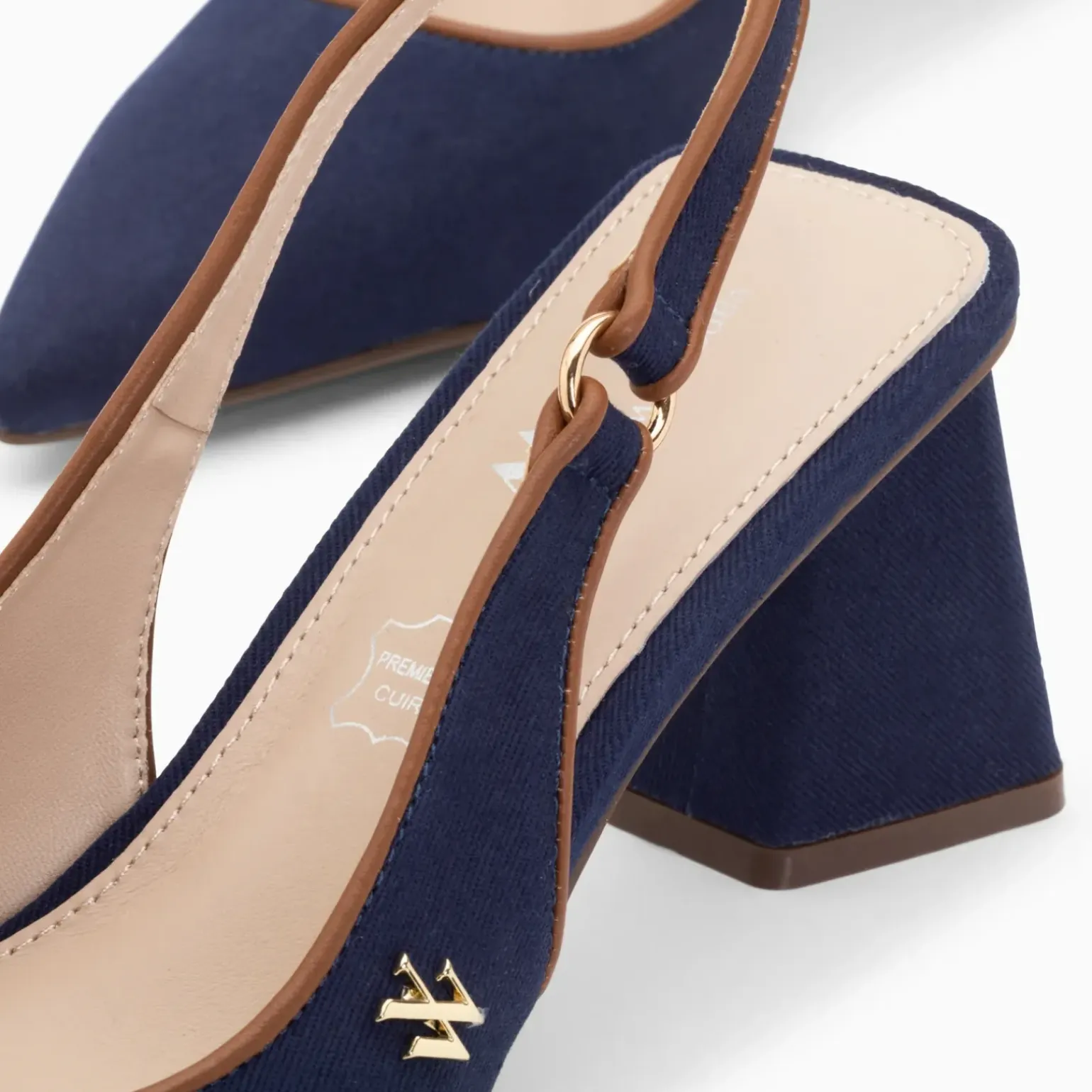 Escarpins slingback Lara marine à bout pointu