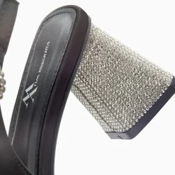 Escarpins slingback Paris noirs à bout pointu et talon strass