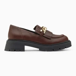 Mocassins Angèle marron à chaîne or et semelle crantée