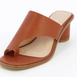 Mules Cyrielle camel passe-pouce à talon rond