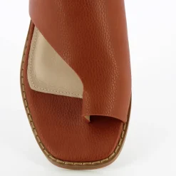 Mules Cyrielle camel passe-pouce à talon rond