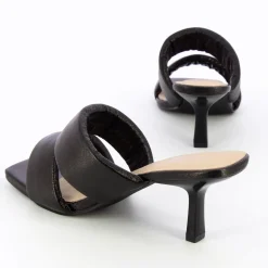 Mules Elia noires à brides rembourrées
