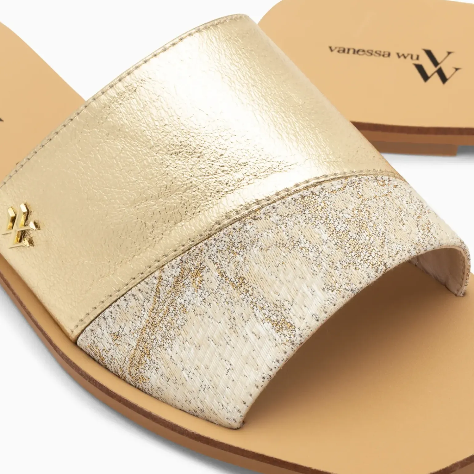 Mules plates Soeacik bi-matière or et beige