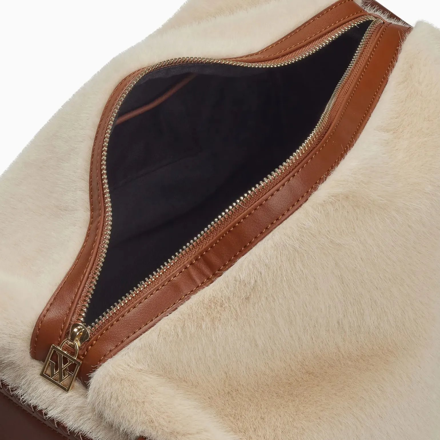 Sac week-end Kenza beige et camel en fausse fourrure